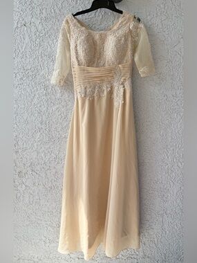 Jaeden Mother of The Bride Dresses Lace appliqué chiffon maxi dress size 12